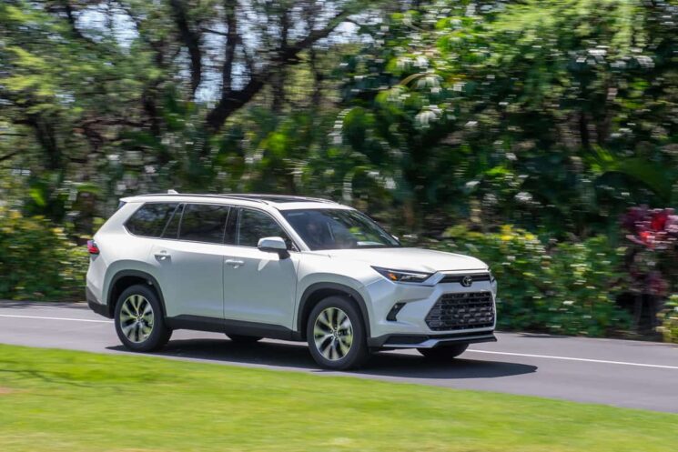Toyota Grand Highlander Hybrid MAX AWD variant